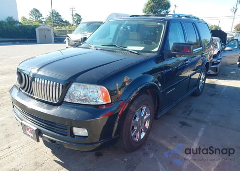 2005 Lincoln Navigator из США, поврежденный, VIN 5LMFU28515LJ24979